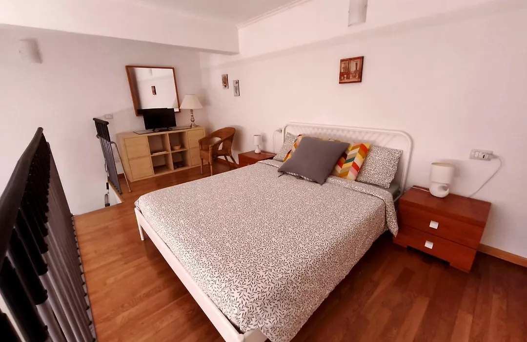 Gemme Fiorentine Apartments In Front Of The Train Station 5 Minutes From The Centre Free Parking-1